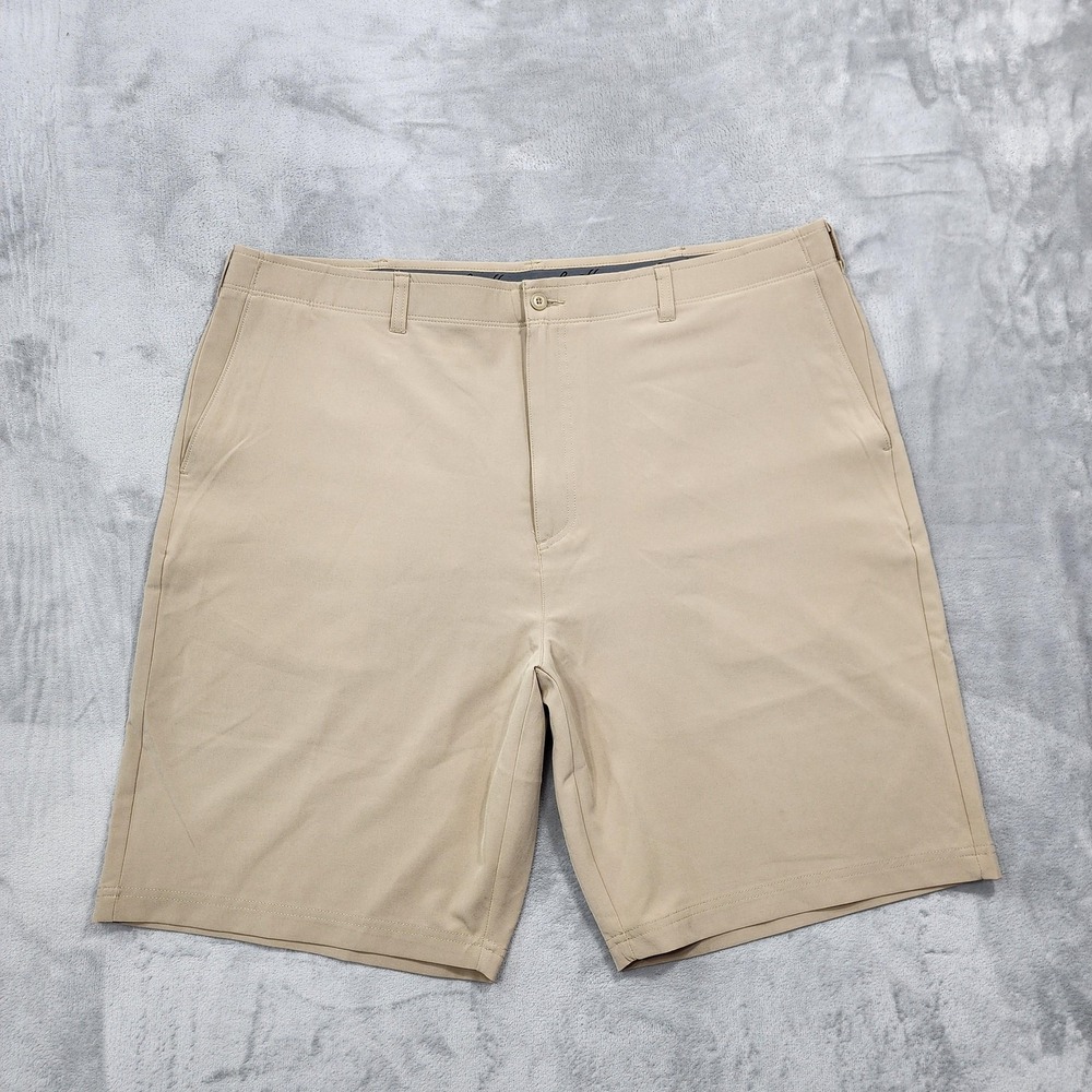 Ben Hogan Shorts Mens 44 Beige Microfiber Chino Golf Flat Front 10 Inseam Casual